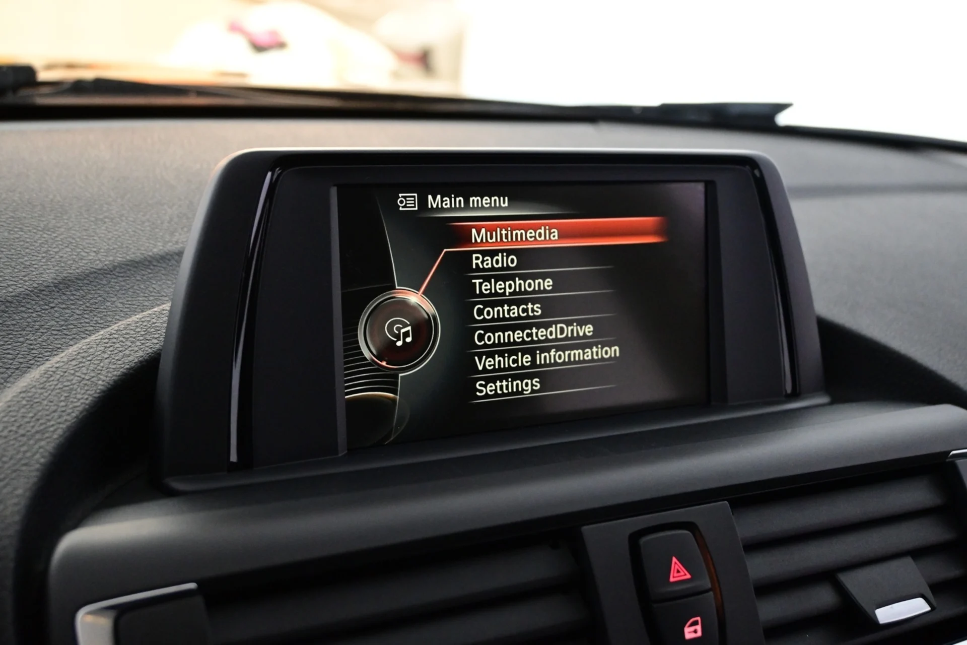 Car Image - 4dYq3wA14qiLDgQUPDrx3R