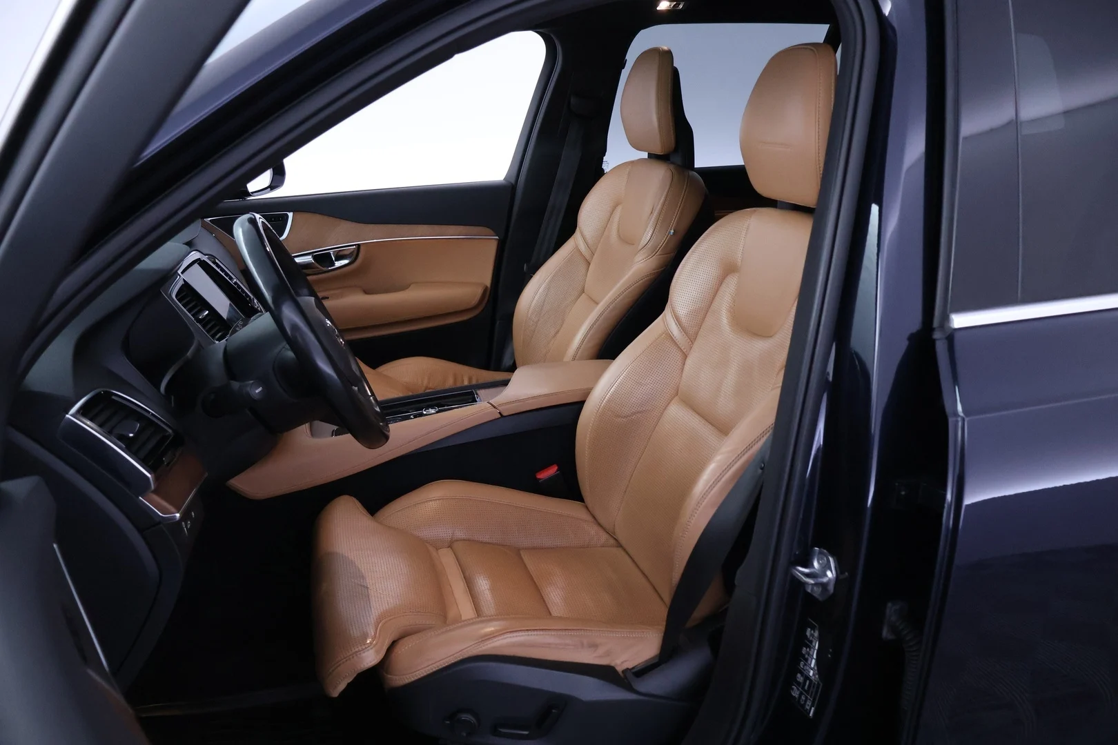 Car Image - 6rnaea8pPkfOxpszXGqtZ