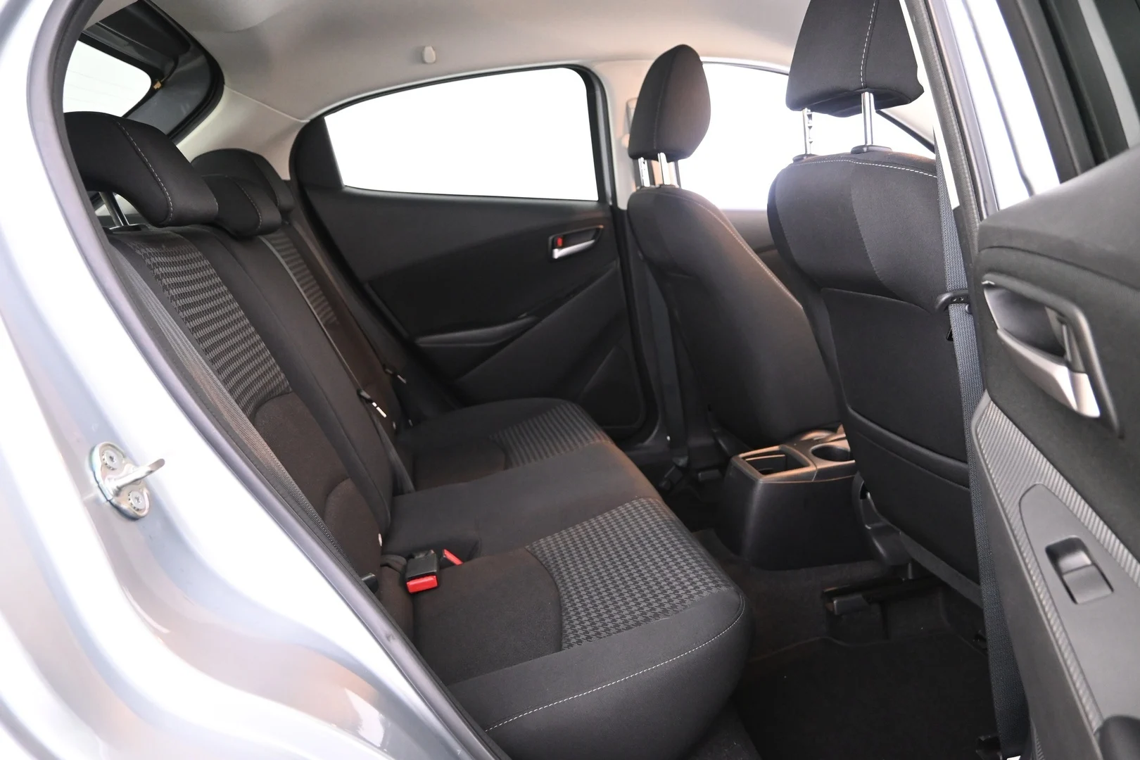 Car Image - 7mnJHwteUXK0dcLvJbLCRu