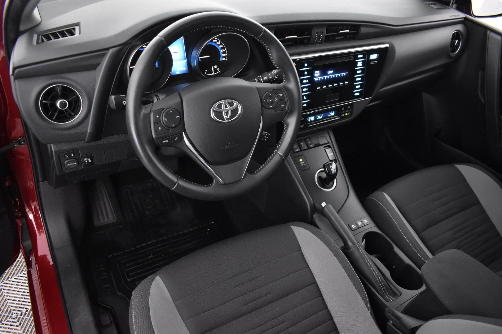 Car Image - 3YW6jIeCobeAV0lW4bbtxJ