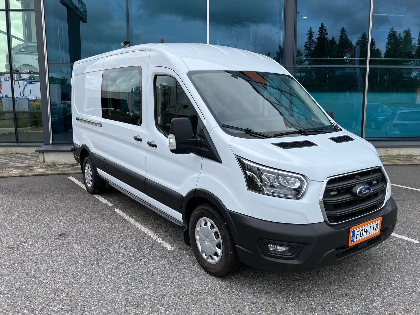 Car Image - 2e5jG229kIu7Pyr1Pif7gb
