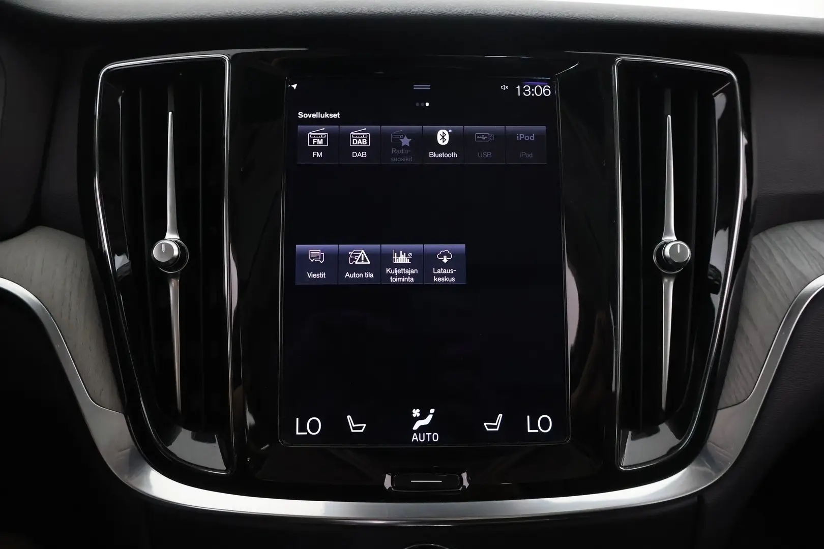 Car Image - 7LA0b1P9LTHyRHp7lqqipq
