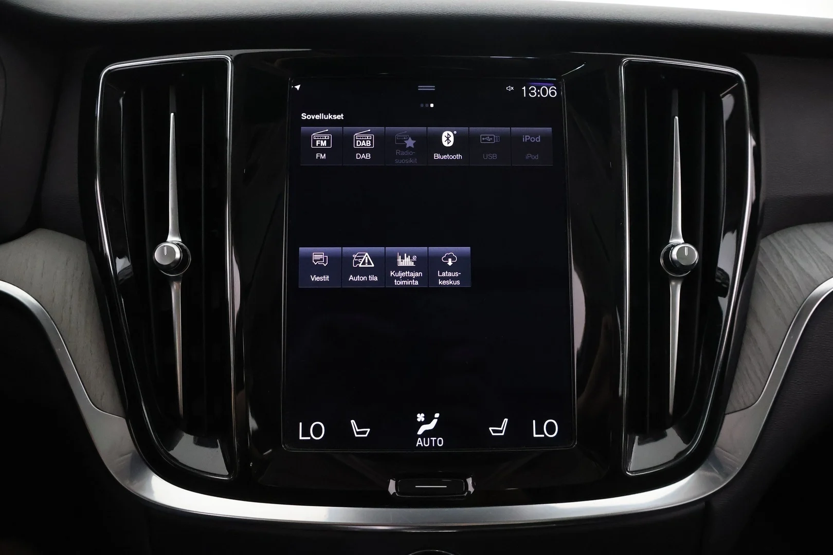 Car Image - 7LA0b1P9LTHyRHp7lqqipq