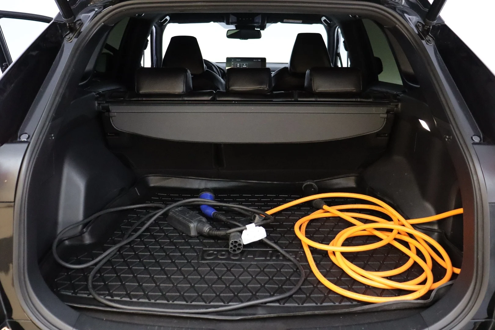 Car Image - 2PVGWbRiVsnIB5ogQ8ZQKl