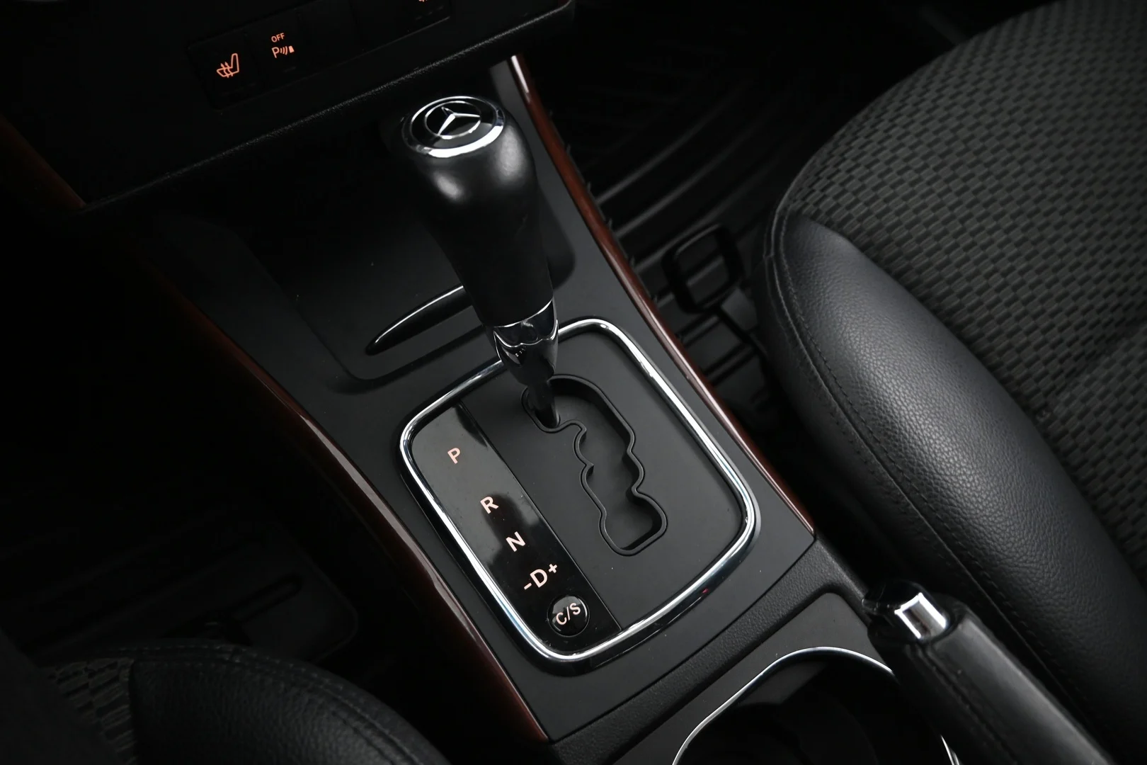 Car Image - 7gXQlnPCpHsisZT15Xvv3