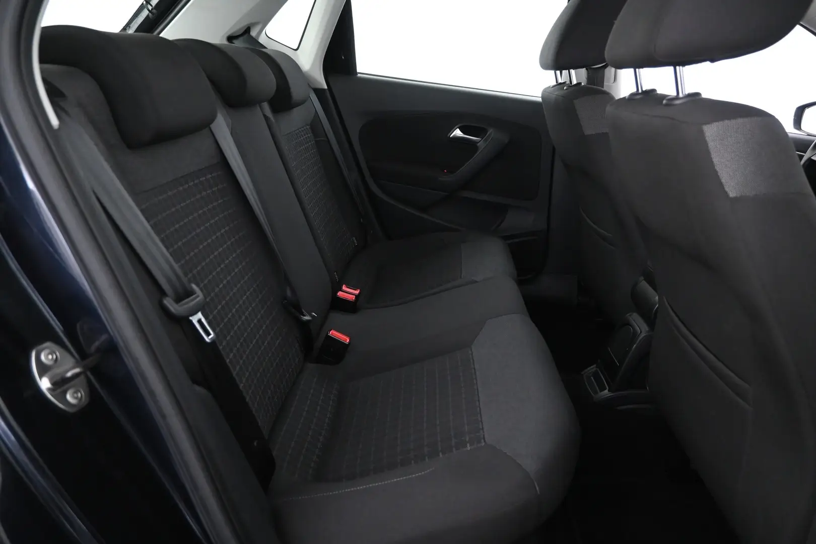 Car Image - 3Cv8vD8qEp9RQxSbxDk5xf