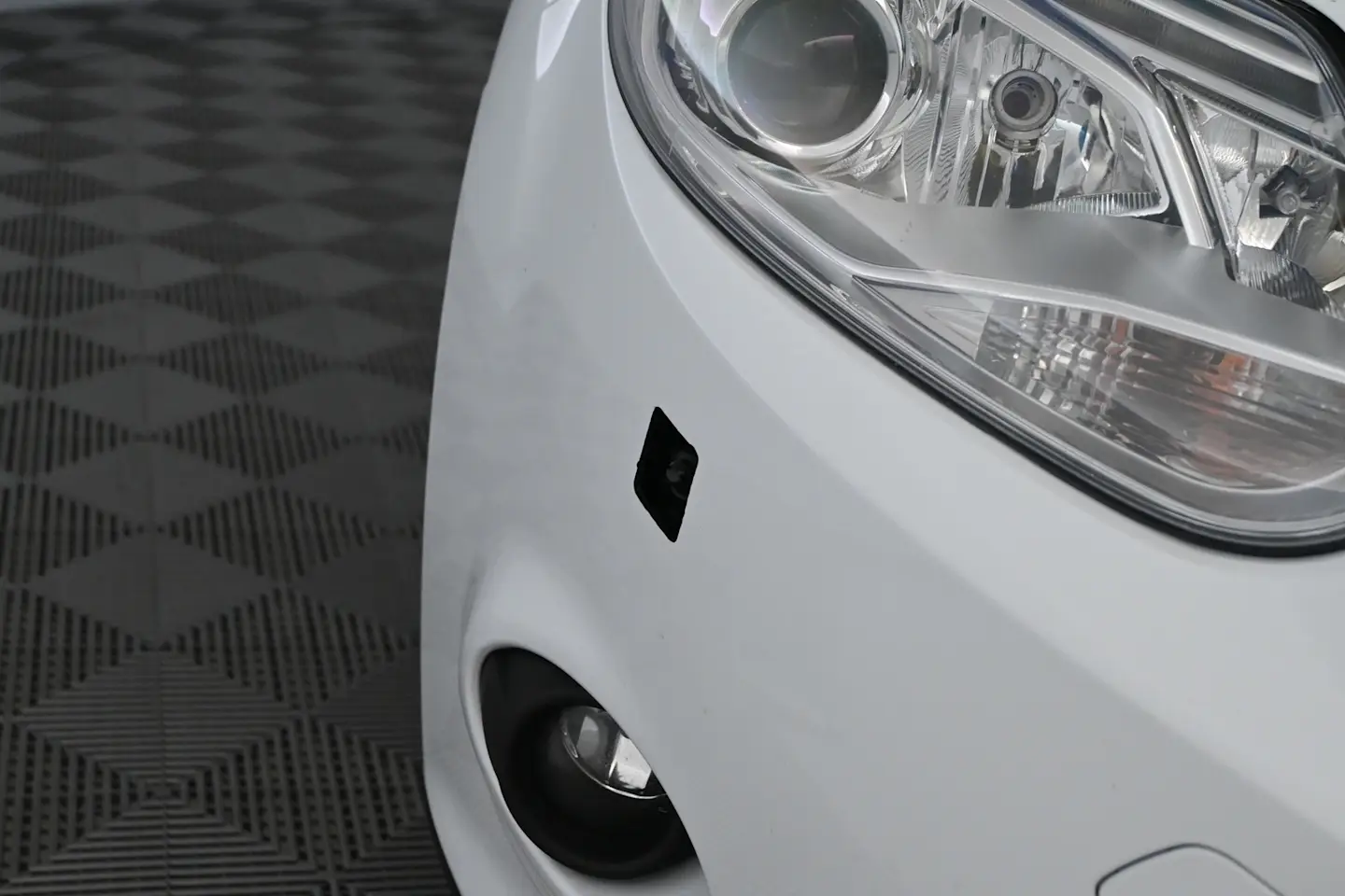 Car Image - 7ztdS8BEADw4iwDW1hOwoj