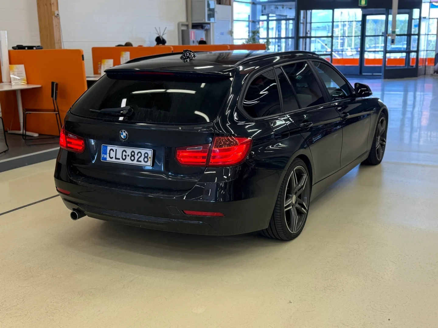 Car Image - 11eh64dNzMxg7VpJwN1O6C