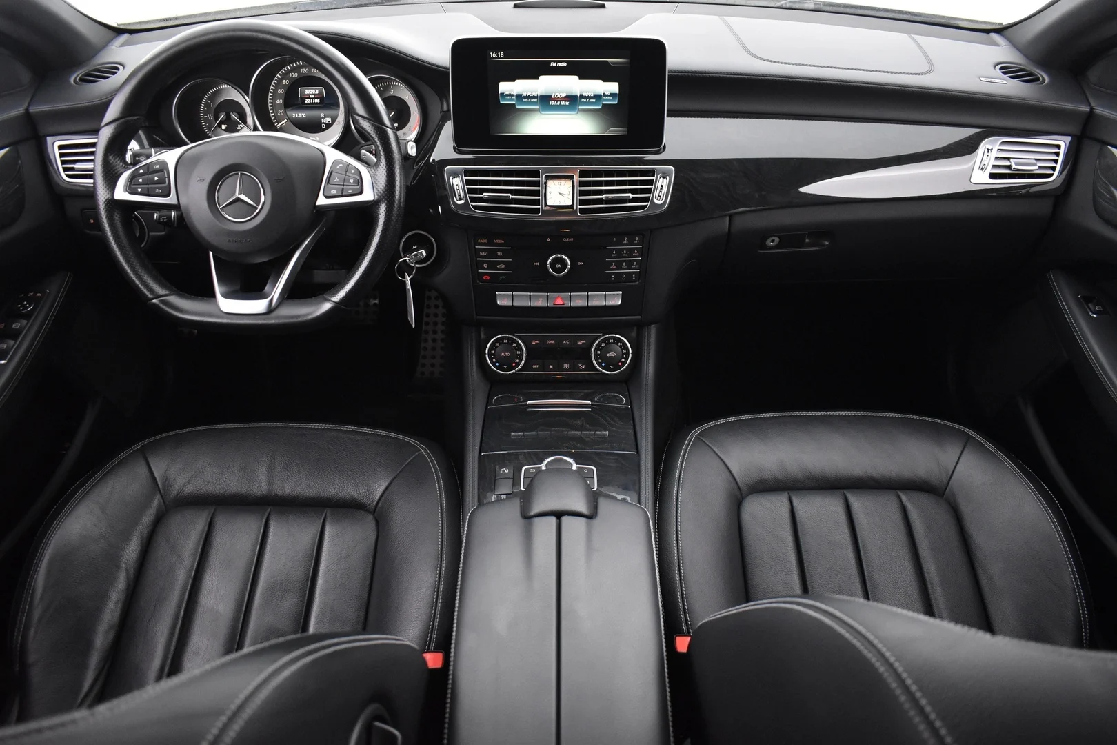 Car Image - mVR9odQt4c6ElLhBcWNBQ
