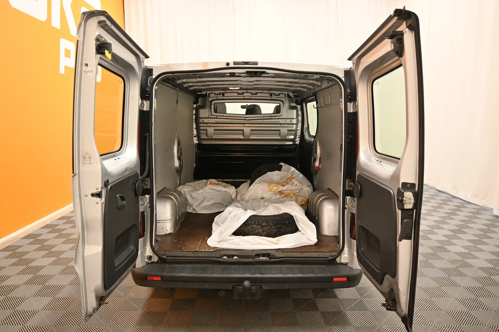 Car Image - 2wI1oZoGZvgBWPU4hyaMwX