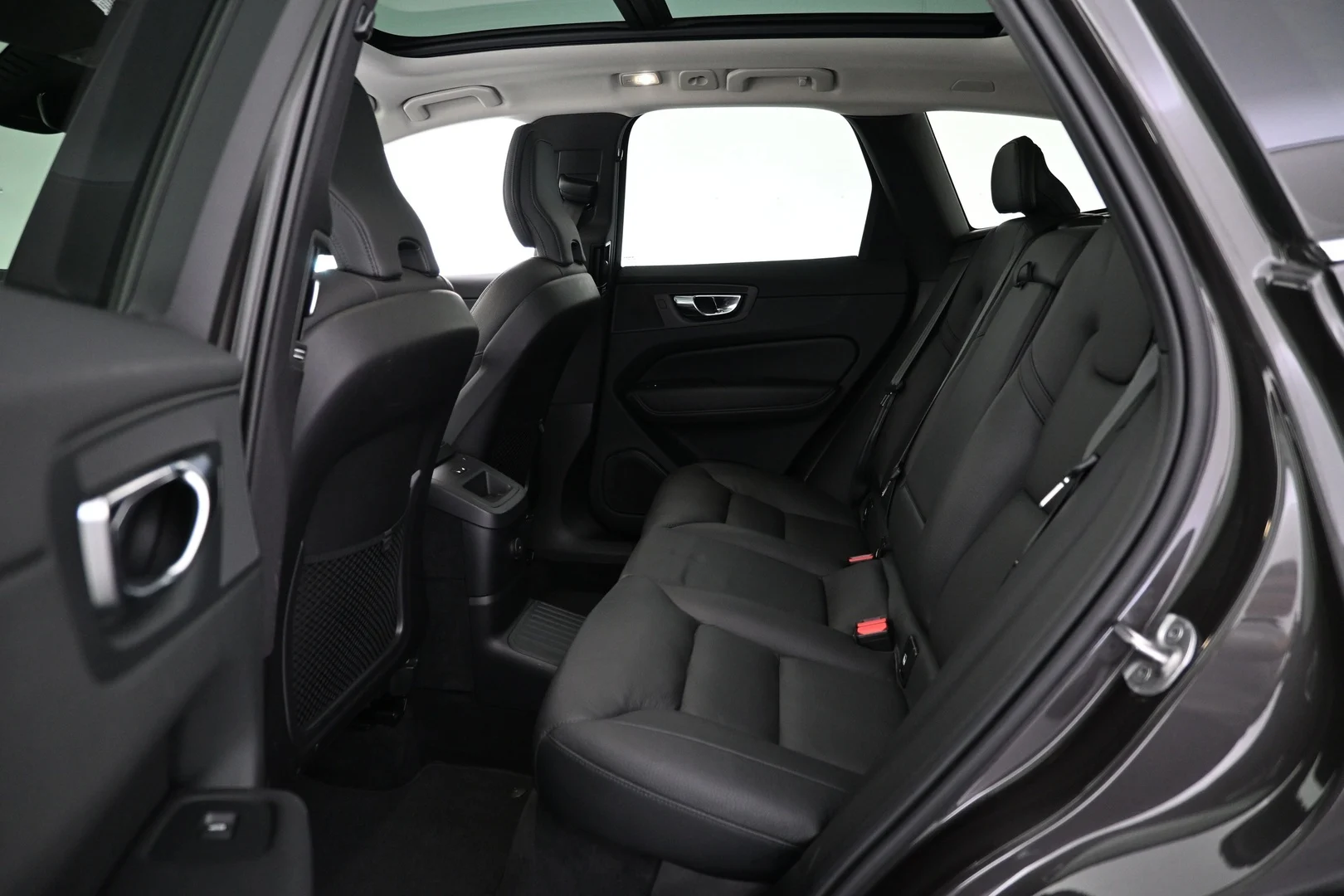 Car Image - 5vfwC8XjwrqNI2aESQabFL
