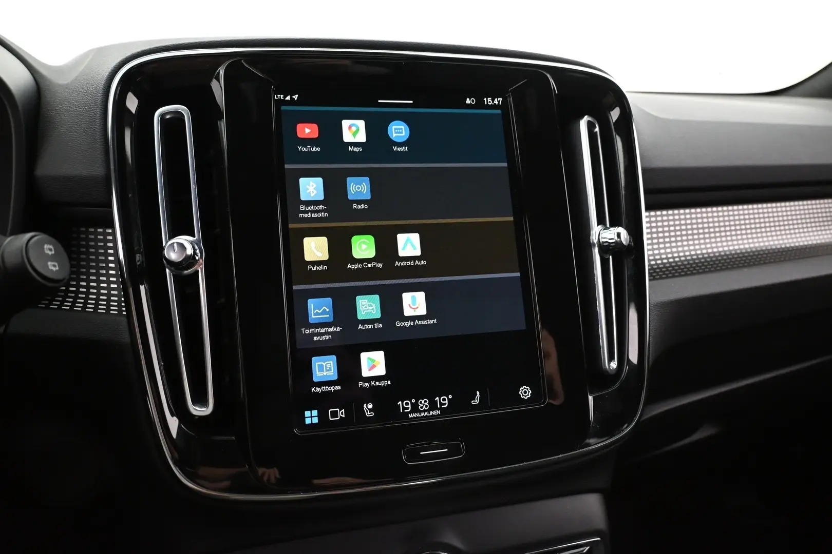 Car Image - lFNsjZot8TnNwpbwEIuYz