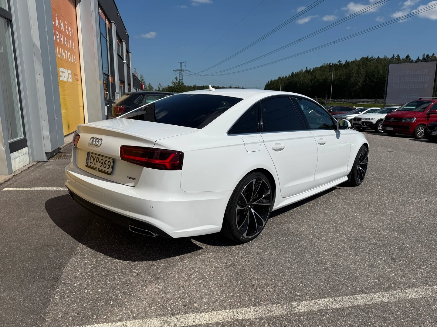 Car Image - 53IeFLSgNCNvvl6YQZlLcV