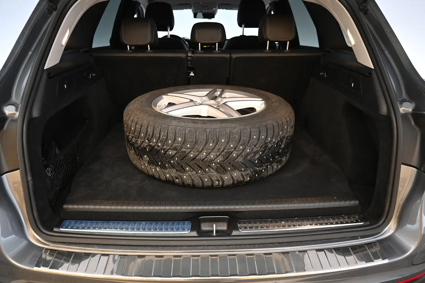 Car Image - 3f9tBbK7ecDpSY0Ya5jHpU