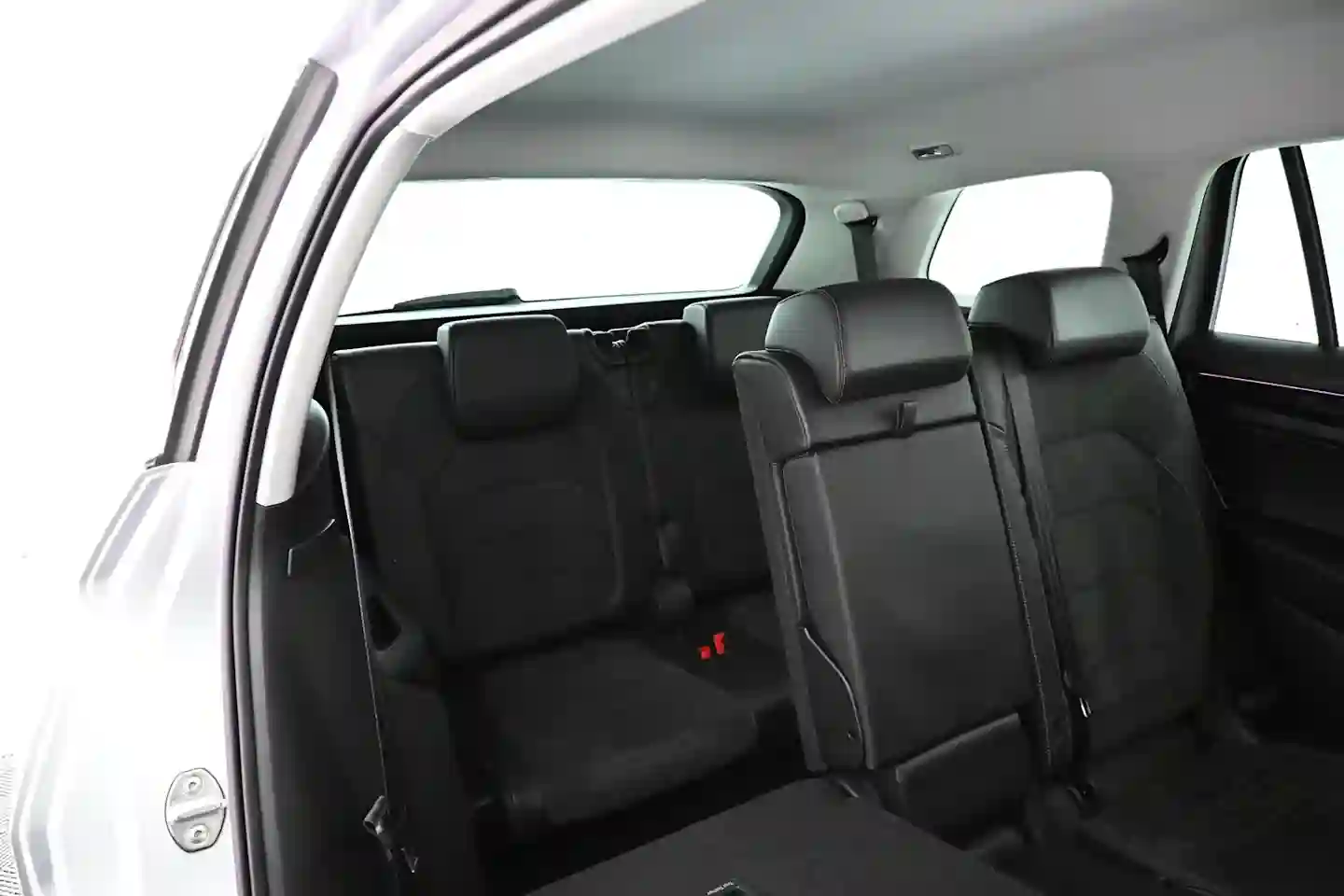 Car Image - 3nx2S78ilQhl3rLAELbaHH