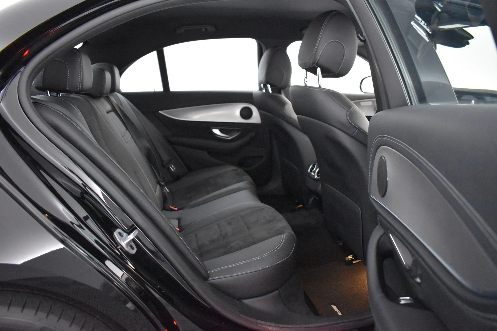 Car Image - 4GrwEMJr2gsjh2GwIHFRCP