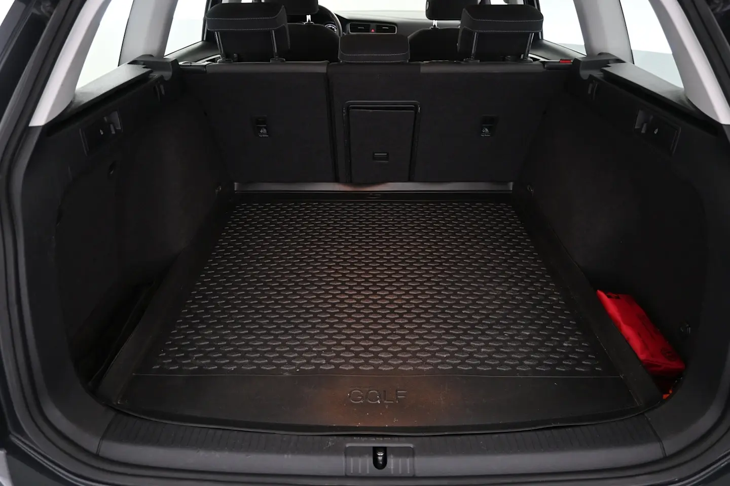 Car Image - 3AEGBZB43VFtUNYuhwuFLL