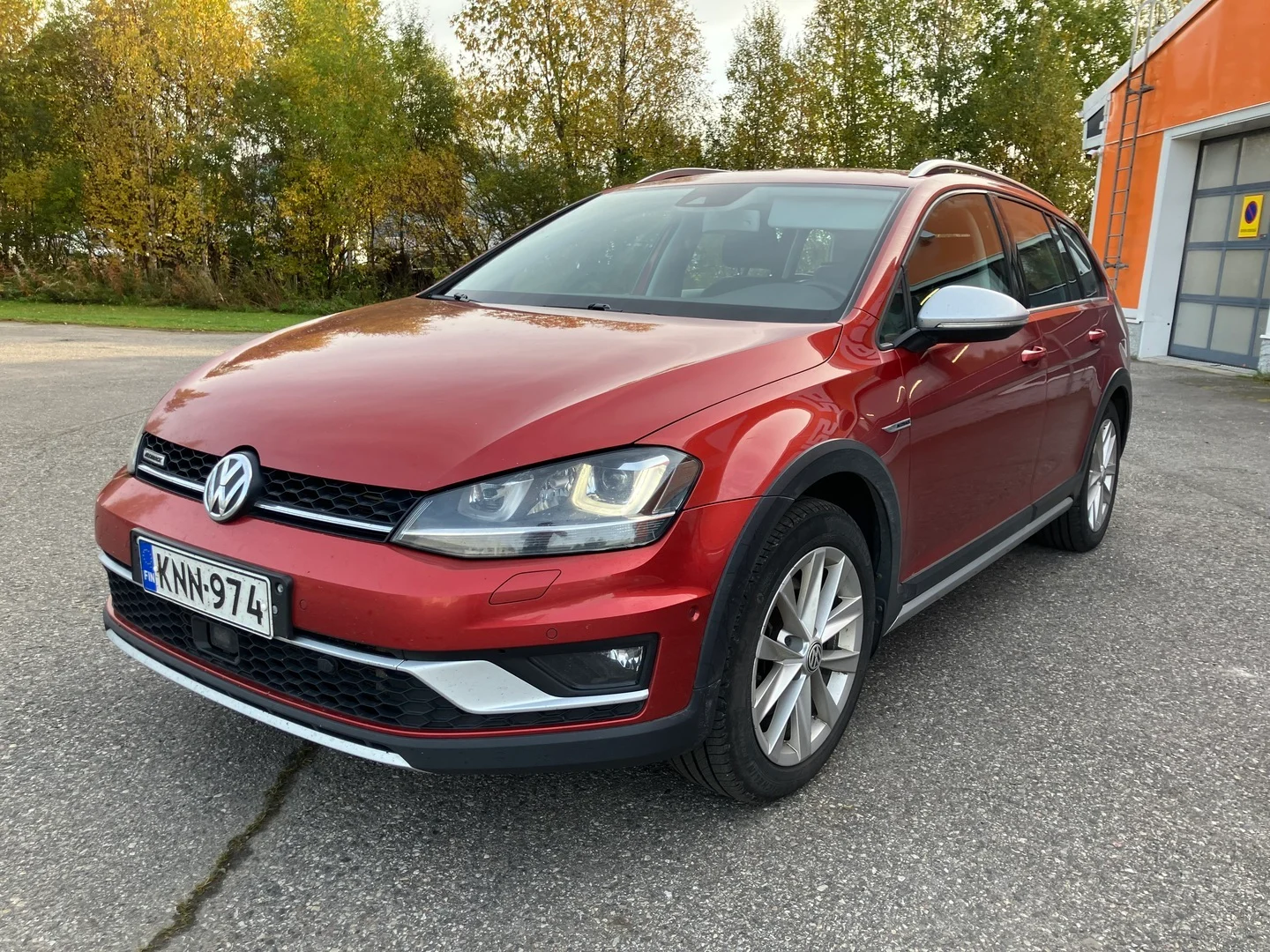 Car Image - JuJMIZVC8r48PzwjZKNXT