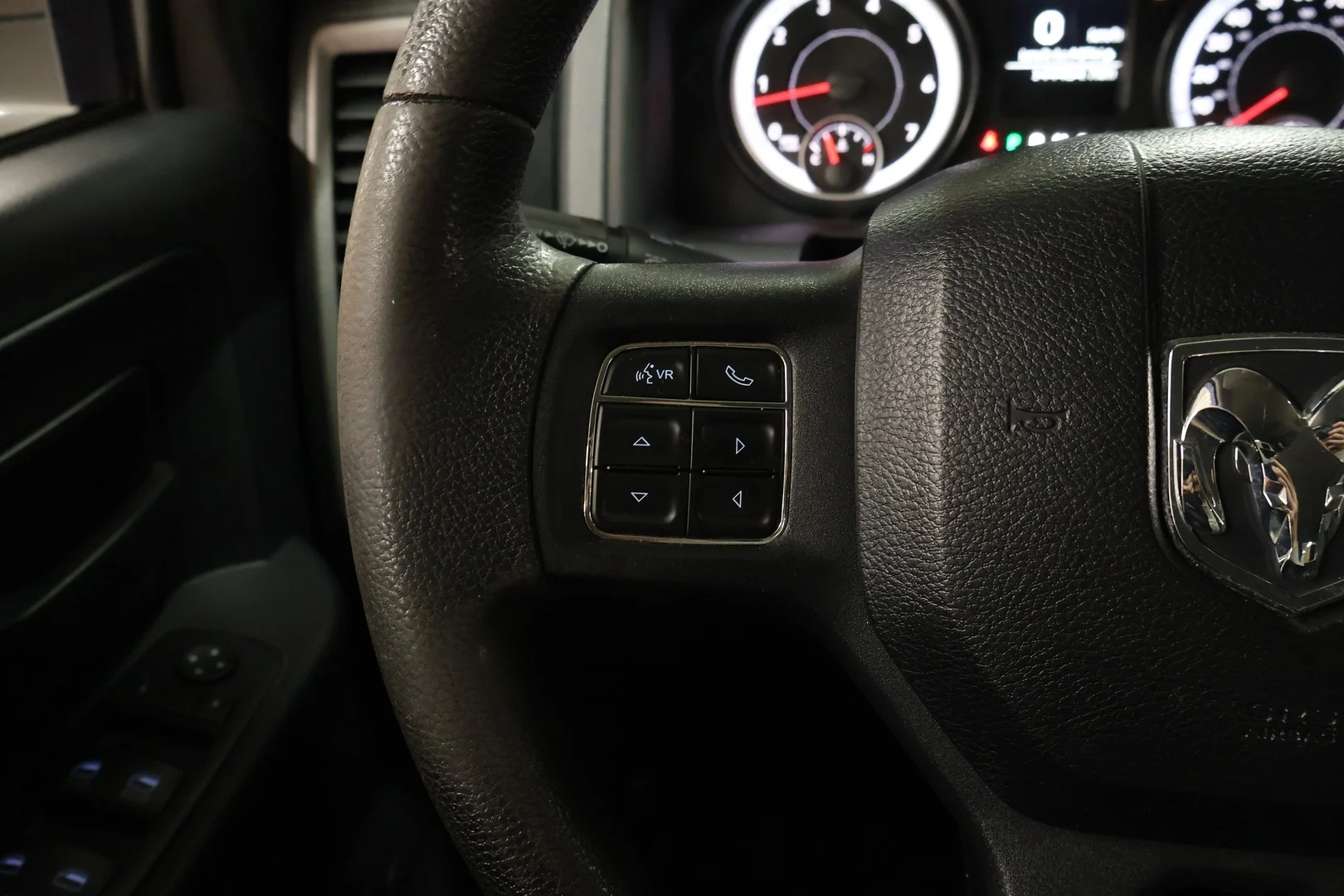 Car Image - 6qItTt50AlyiAfBUHX4DpZ