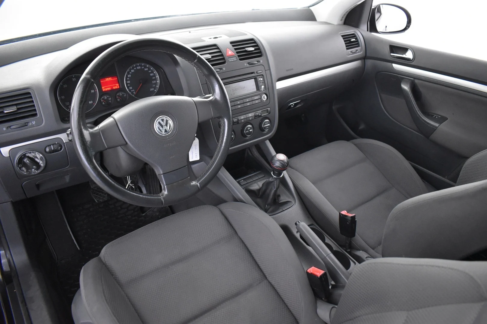 Car Image - 1pRaK0o0HOXgIP9z9CUhuZ