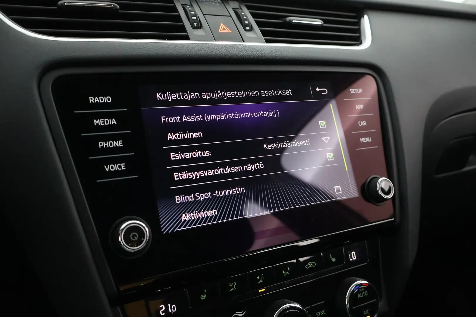Car Image - 5mIcANjFRvkAQ6k2ychofB
