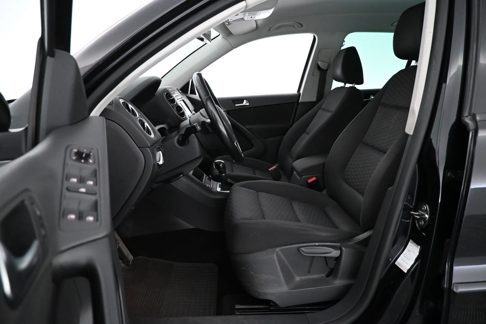 Car Image - 5JGv8hNTzPsQAuT4Xvej22