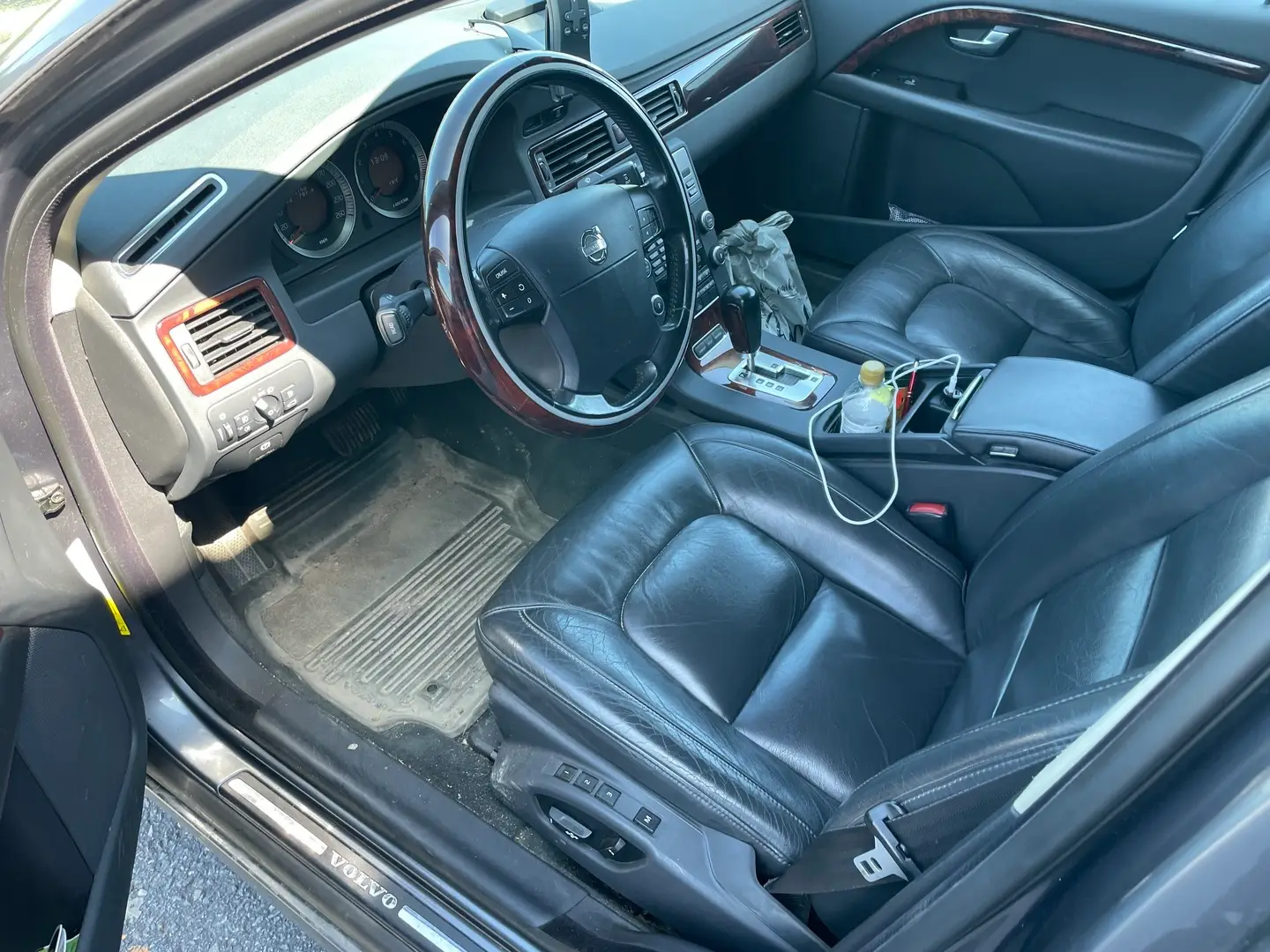 Car Image - 6M011hqp9X6PcHtFNmacXe