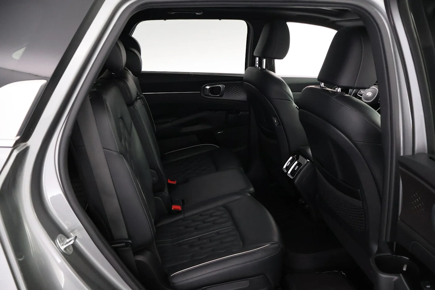 Car Image - 7Dze9KRILIiw5D6KtcMemQ