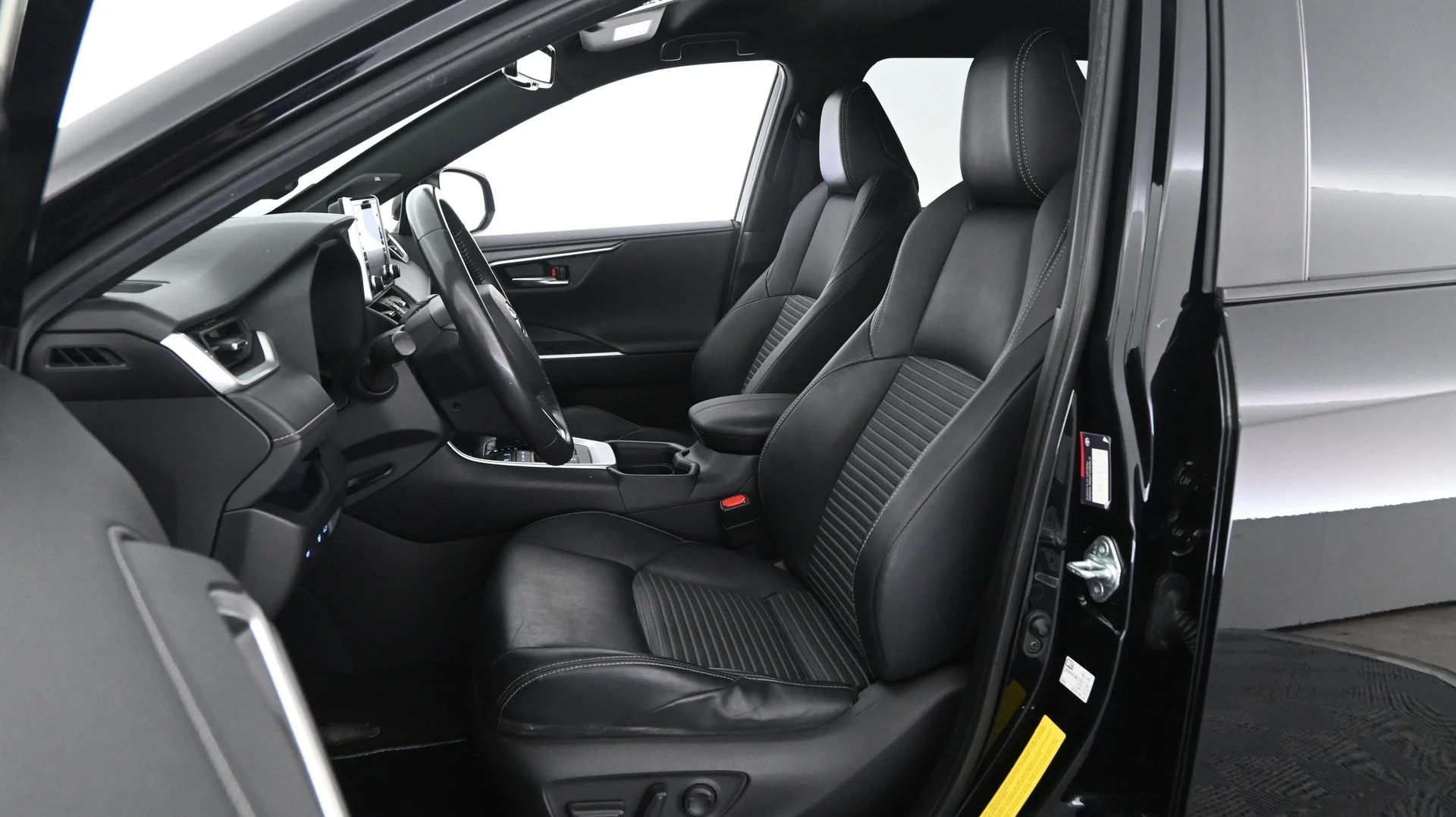 Car Image - 6Fhsnxeh9woKPK7gj6FCGa