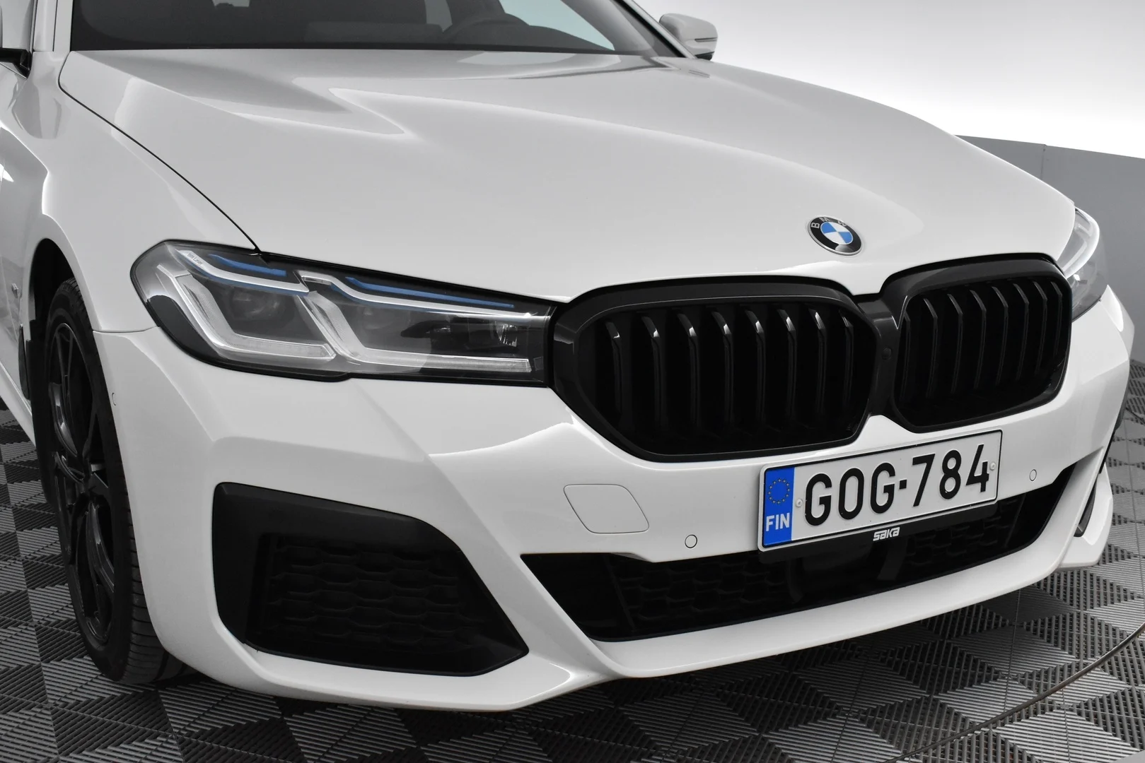 Car Image - 1bL54d2SsyKRwgtlSB8zNJ