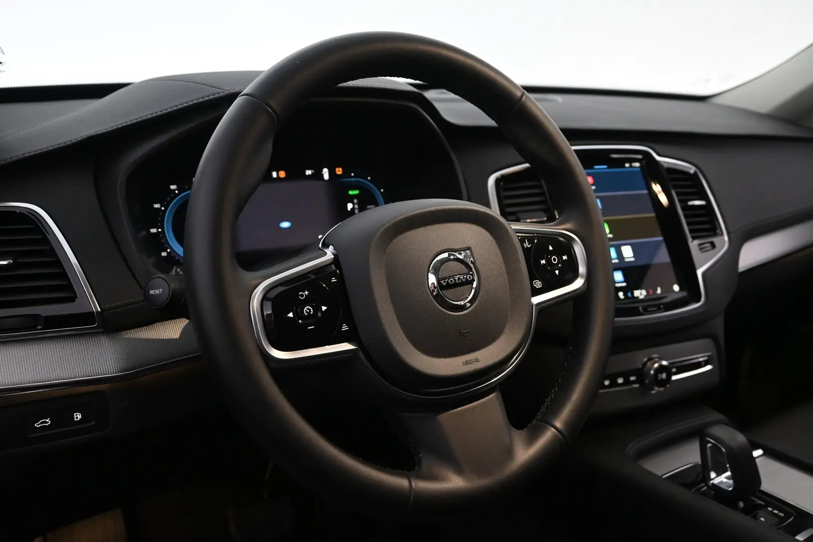 Car Image - 7jcOU7sDStPqsqZXKLF9b4