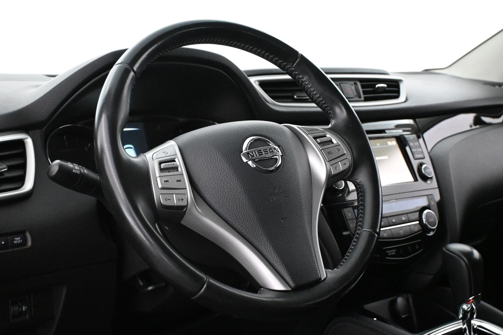 Car Image - 3dX9NNz46xTeuT1pInBSJR