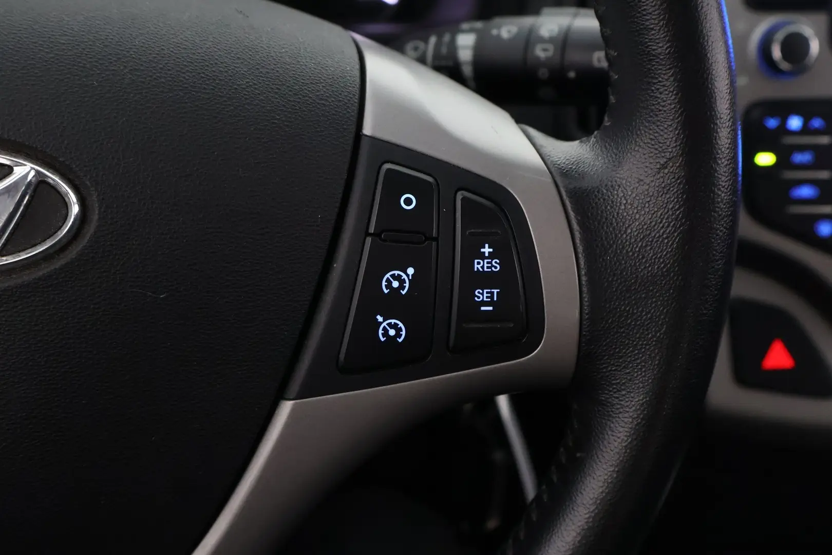 Car Image - omtN7RcoENpy2K4s4cYC6