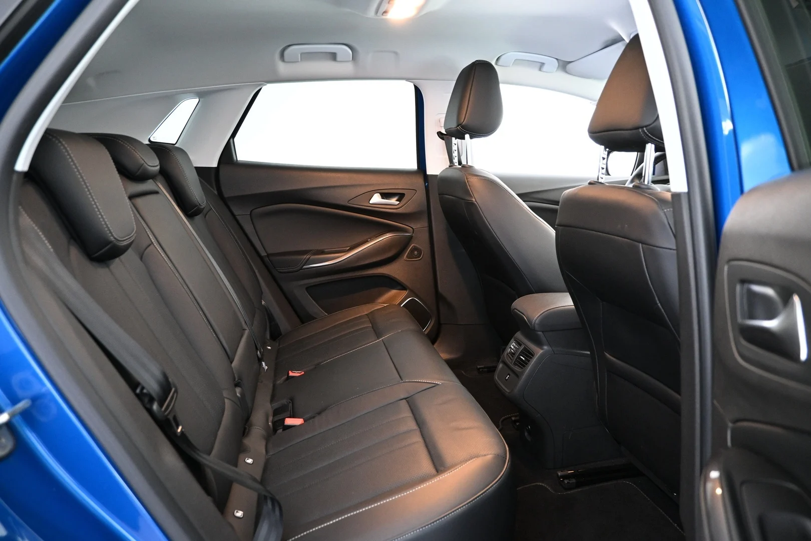 Car Image - 1hFOpJgzrMD76gz7lwcSgY
