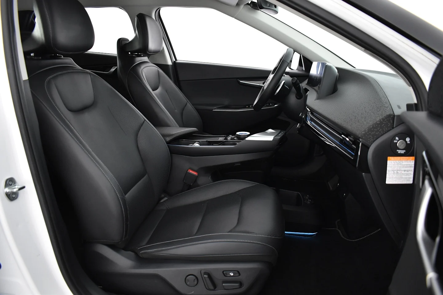 Car Image - 2VW3aPDBCmZc1B8tns5rHx