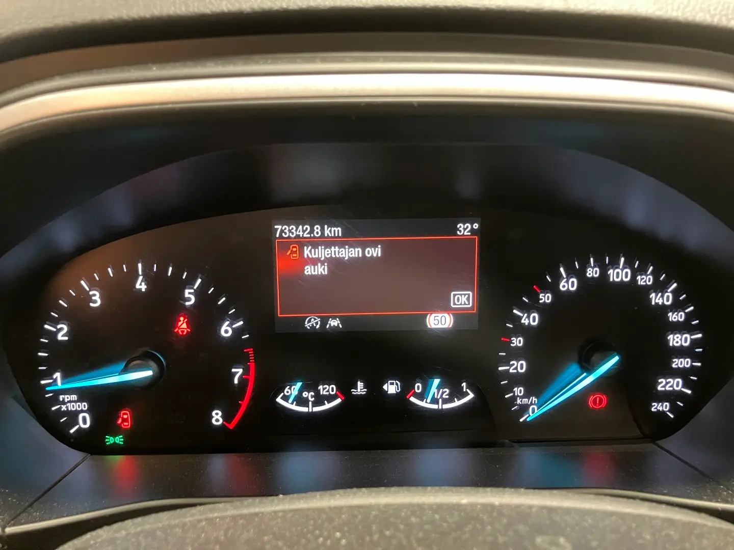 Car Image - 5T9W77rTvLtUVjt7vzM9jj