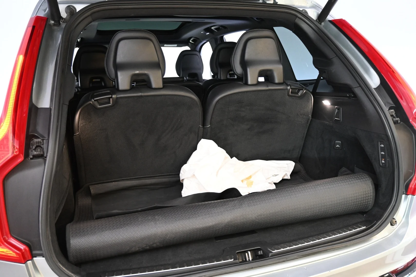 Car Image - 5ACxlMRar1ngQcUWXkAskR