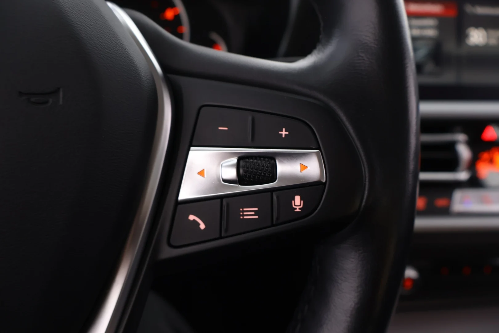 Car Image - 2bSARZuQCRzHQaGj7IhJLv
