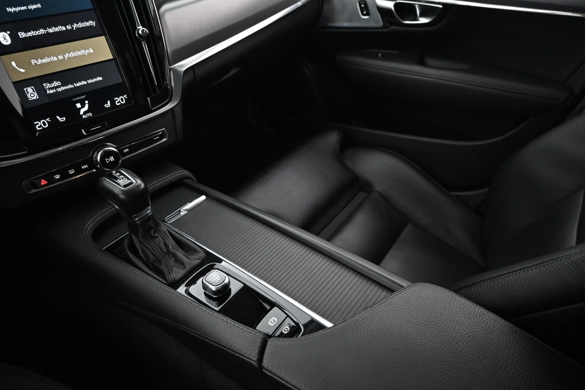 Car Image - 1LMlM5qto7JRJ9vha5BkWS