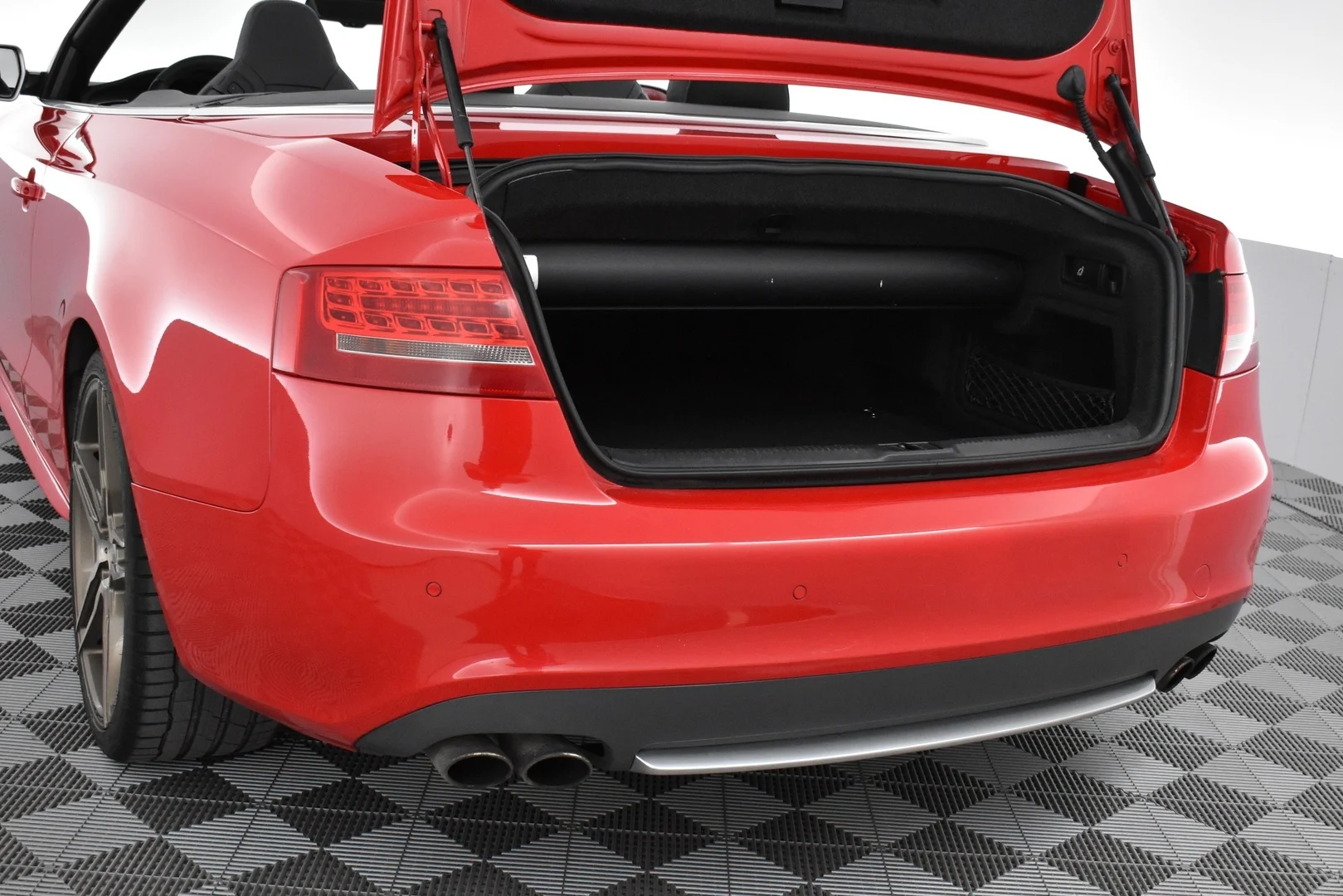 Car Image - 3EYa4grOHXrMpMgdEvRZoq