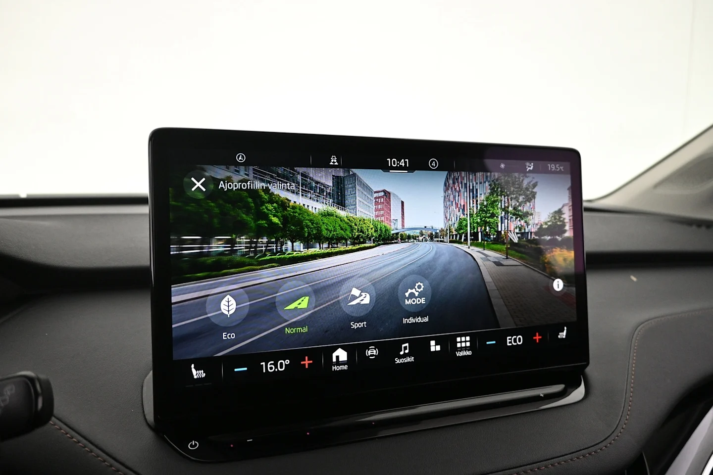 Car Image - 59mwRi1HJow5nceznmXJit