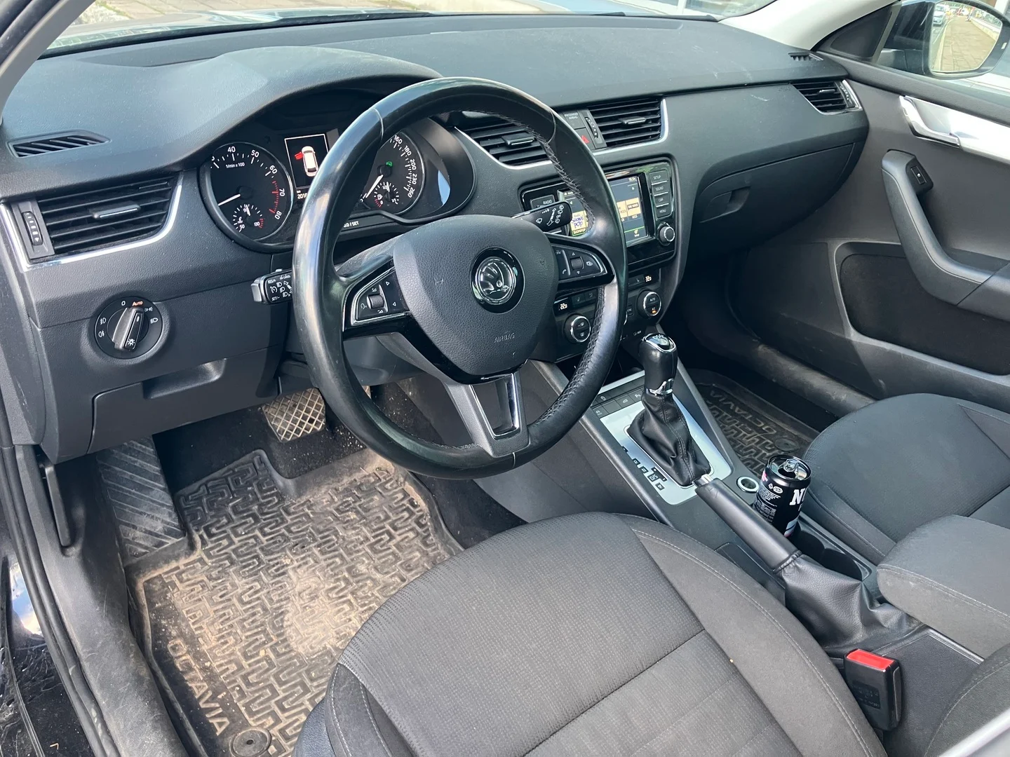 Car Image - 151Ig3f5nEDnI7OS8fEMKk