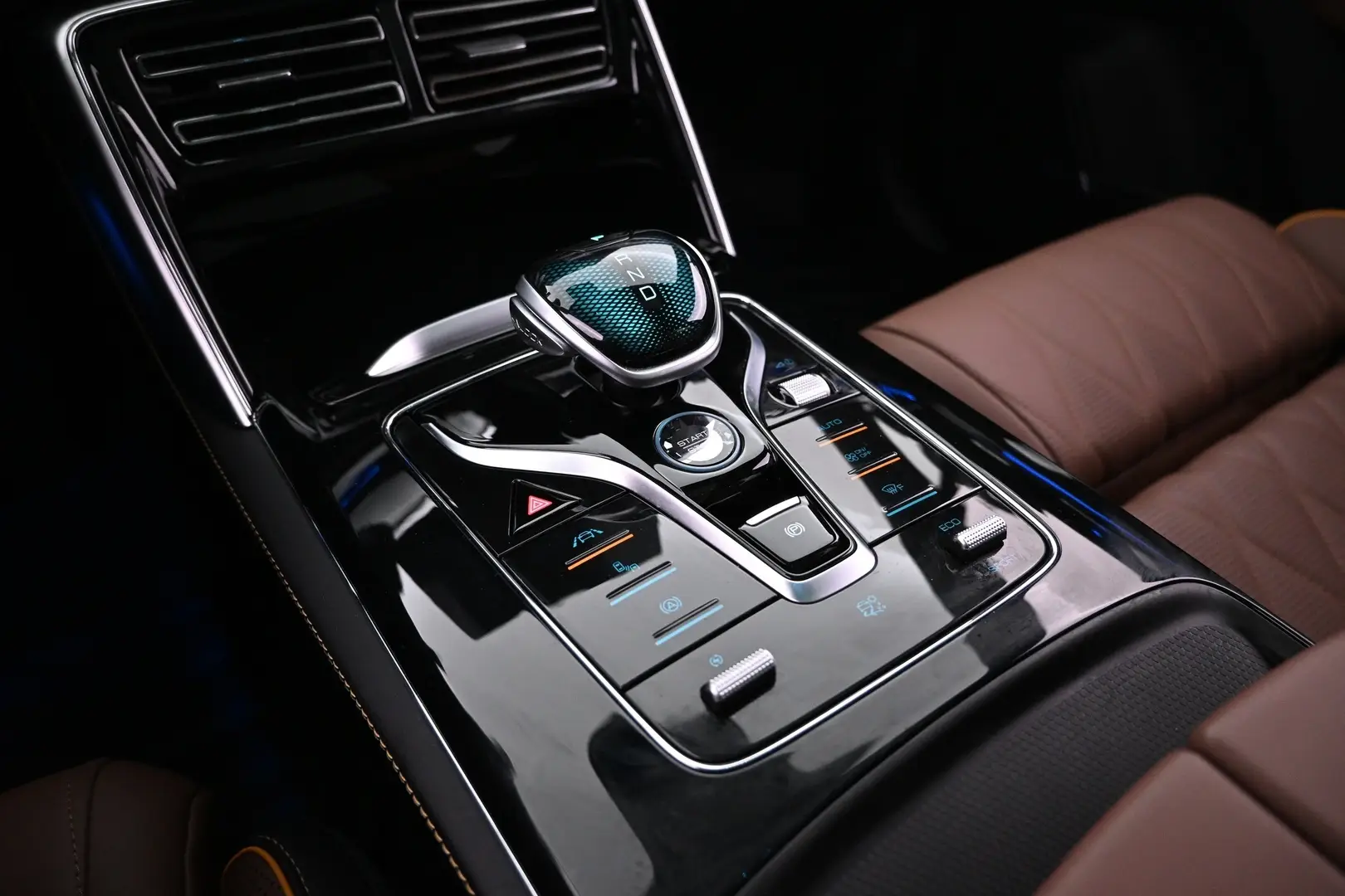 Car Image - ieLDfQRhAa0Bd3AwT5lmD