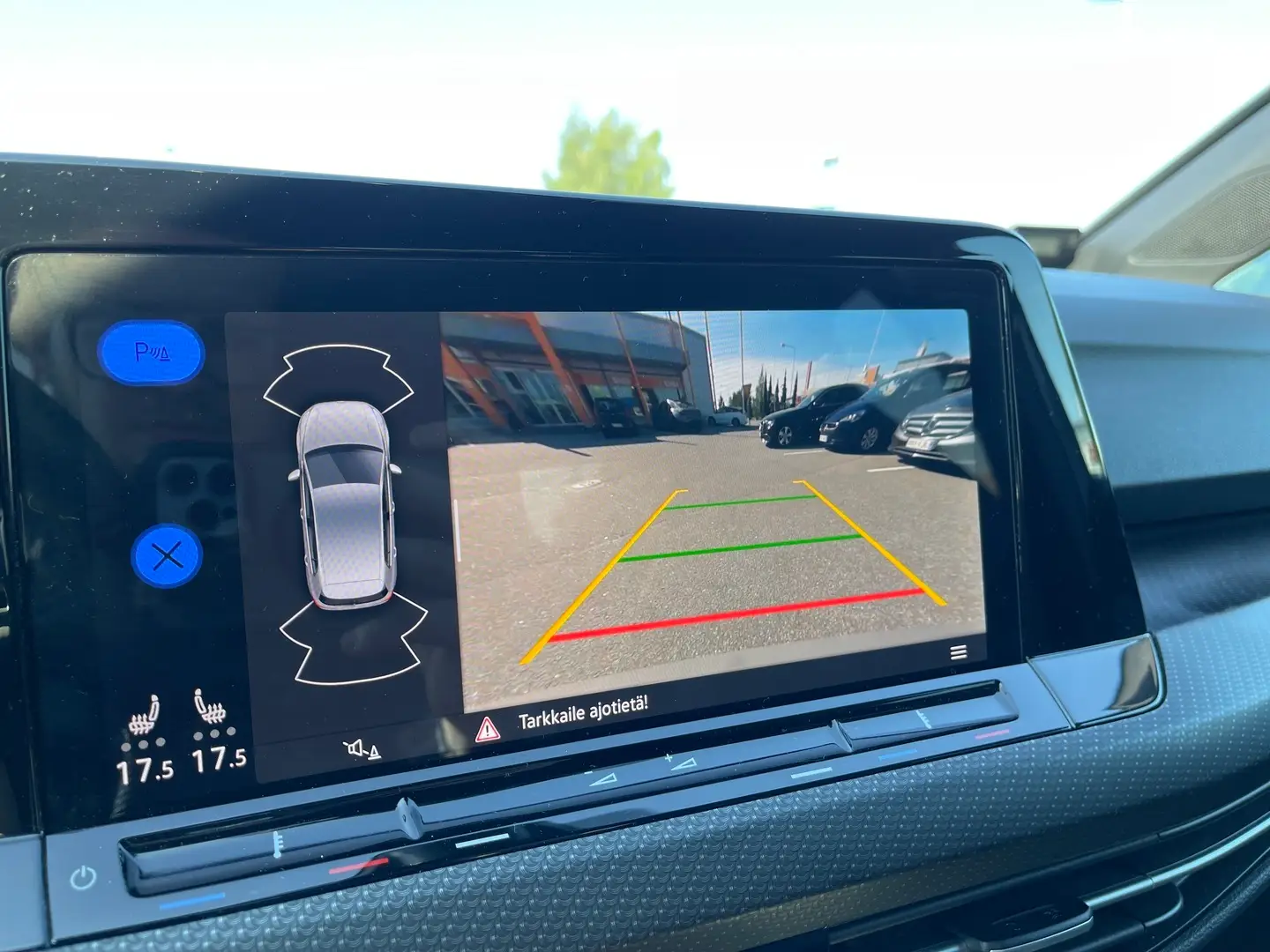 Car Image - Vqq2jIEHEFEEZIMRLcYbS