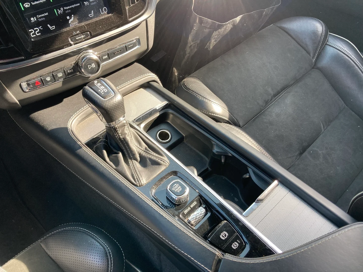 Car Image - 6RkUMgmEtqOPkH66pYg0ae