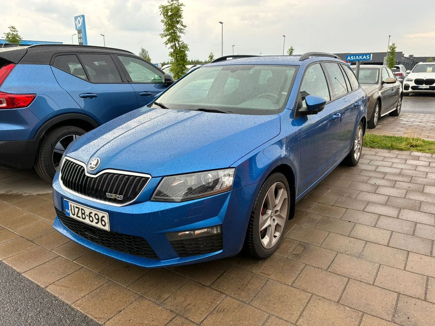 Car Image - 3kUgt54nltf7PWx54mkp5U