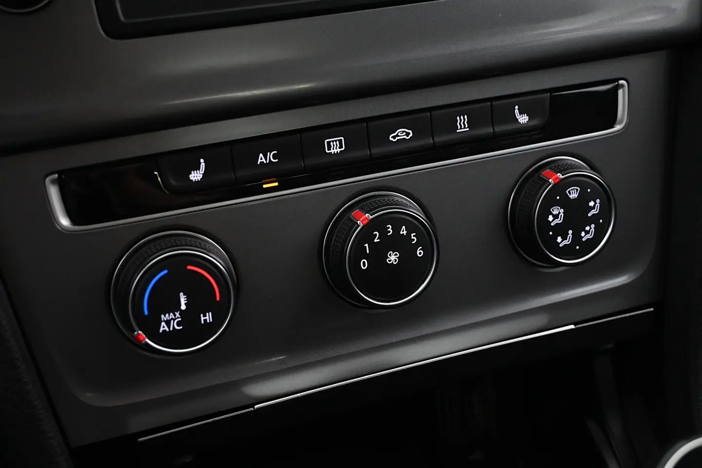 Car Image - 2yxUhVxltFYYS4N3SUoCmF