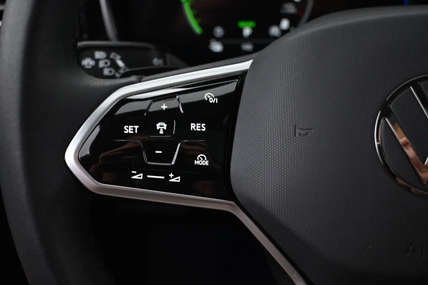 Car Image - 5lsdZHaKg7RFhfkCMacowA