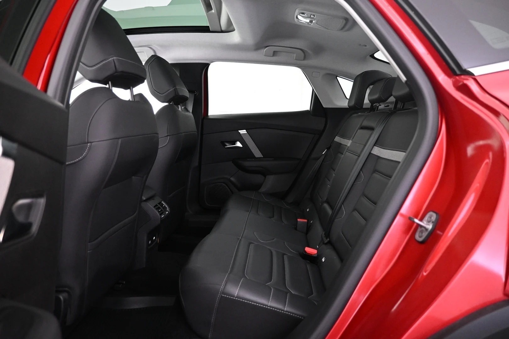 Car Image - 7KN39Bv1eYNLljprvVXGrI