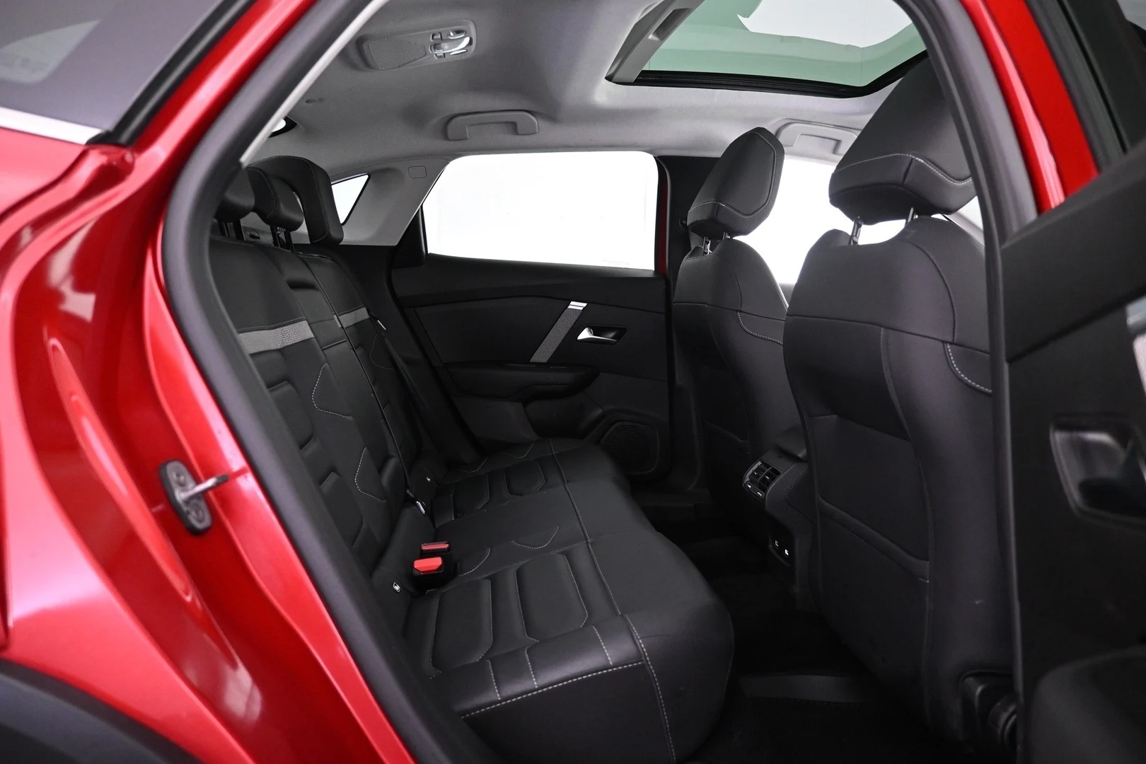 Car Image - 7KN39Bv1eYNLljprvVXGrI